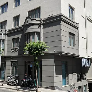 Otel Noble Pangalti 